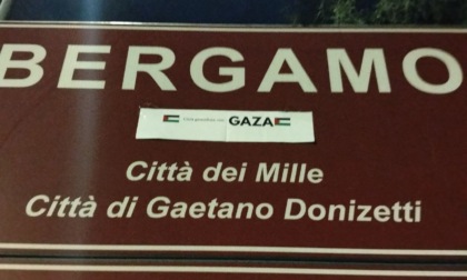 L'azione di CasaPound nella bergamasca: “Città gemellata con Gaza” per rompere il muro del silenzio