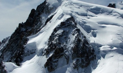 Si stacca un seracco, alpinista originario di Lurano muore sul Monte Bianco