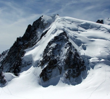 Si stacca un seracco, alpinista originario di Lurano muore sul Monte Bianco