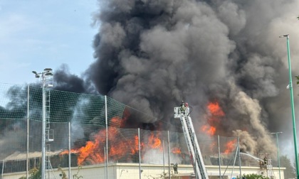 Dissequestrata la piscina devastata dall’incendio, in corso i sopralluoghi e le indagini