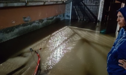 Bomba d'acqua su Martinengo, allagamenti e pesanti danni