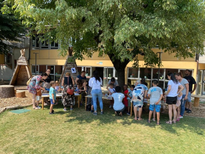 Volontari con disabilità affiancano le insegnanti nella scuola materna di Rivolta d’Adda