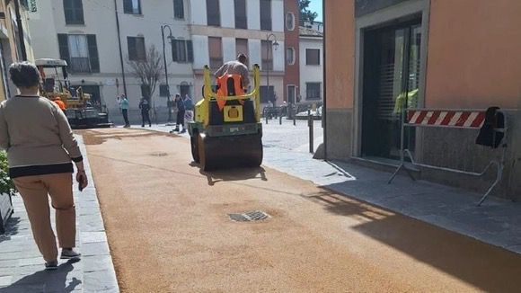 Il cantiere di via Caimi a Vailate è già bloccato