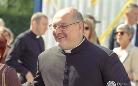 Fontanella accoglie il nuovo parroco don Antonio Bislenghi