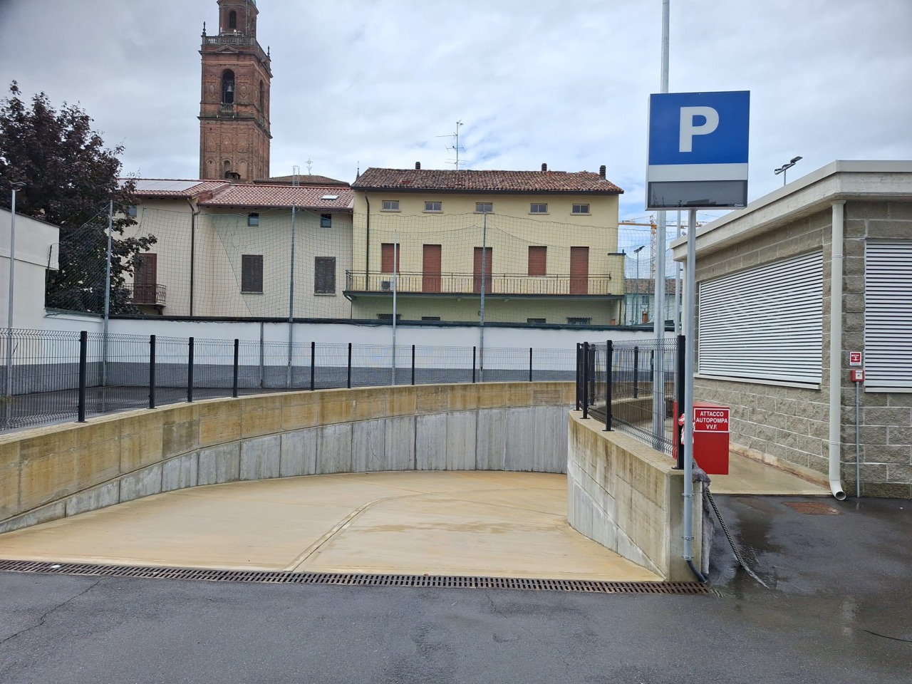 Convenzione scaduta e poi rinnovata ma il parcheggio ancora non apre