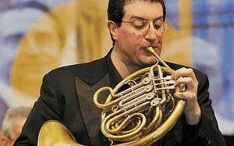 Arriva dalla “Scala” il nuovo direttore della banda di Sergnano: è il maestro Roberto Miele