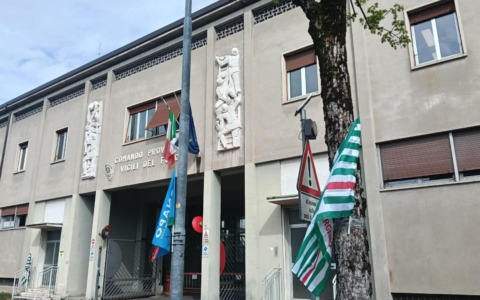 Vigili del Fuoco di Bergamo, mensa chiusa per topi e strutture pericolanti, i sindacati: “Non è tempo di traslocare?”