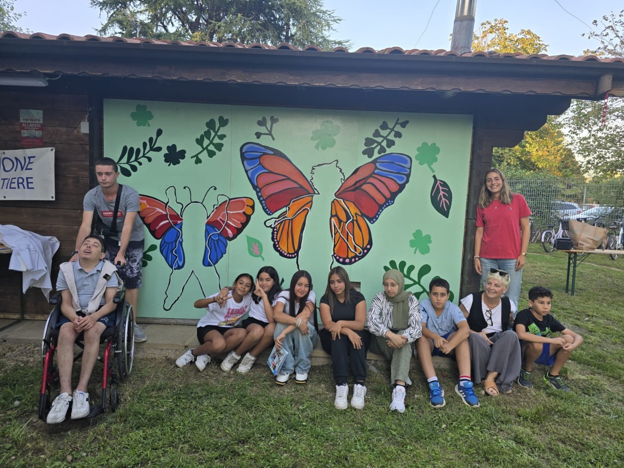 Un murale colorato nel parco per chiudere in bellezza l’estate dei ragazzi con l’Agb