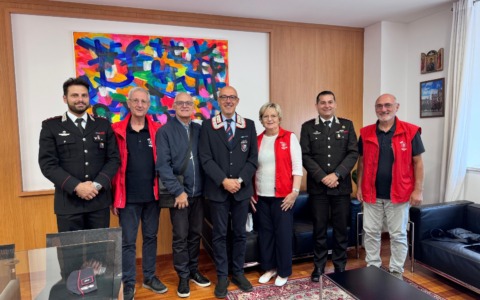 Rubano un tablet a un volontario de “Il Sole”, a ricomprarlo ci pensa l’Anc di Bergamo