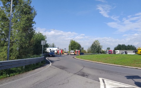 Eliambulanza a Isso: grave un ciclista investito sulla variante