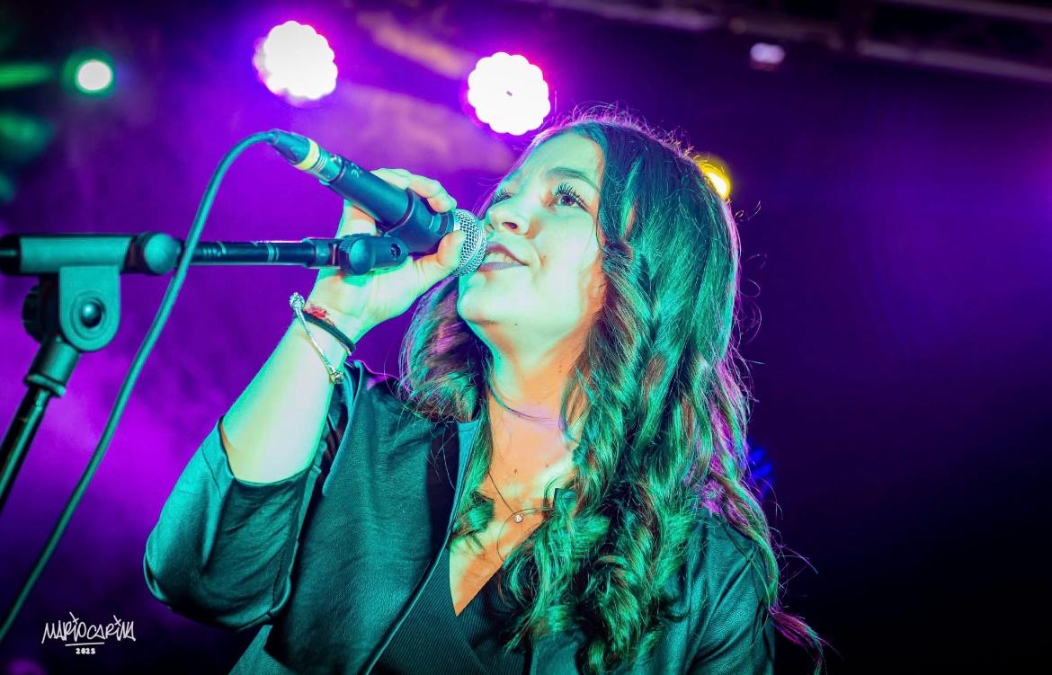 Stella, a 15 anni, lancia il suo primo singolo: “Ali di carta” fuori il 5 dicembre