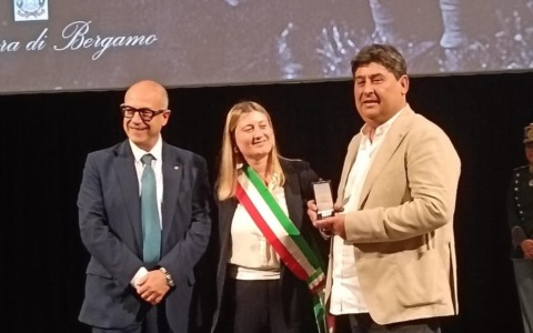 Medaglia d’onore ad Angelo Colombelli, deportato in un campo nazista