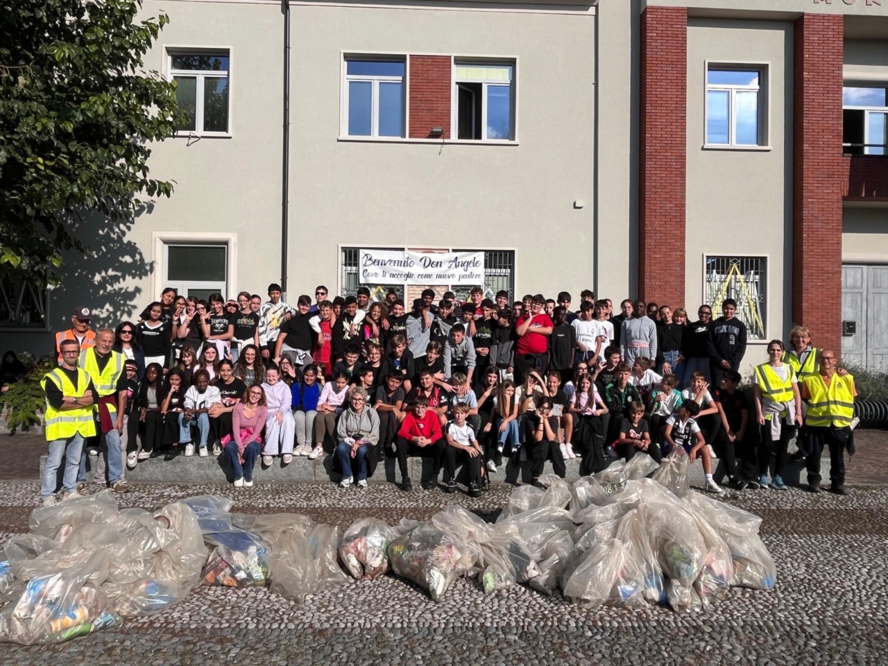 “Puliamo Covo”: i ragazzi protagonisti della giornata ecologica