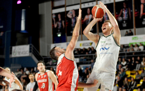 La Tav Treviglio Brianza soffre la Bakery e deve sudare per vincere la sesta