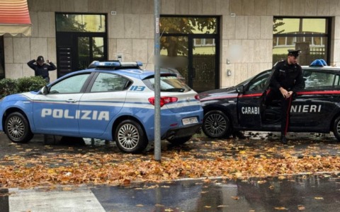 Accoltellamento in un bar di Treviglio, sospesa la licenza del locale