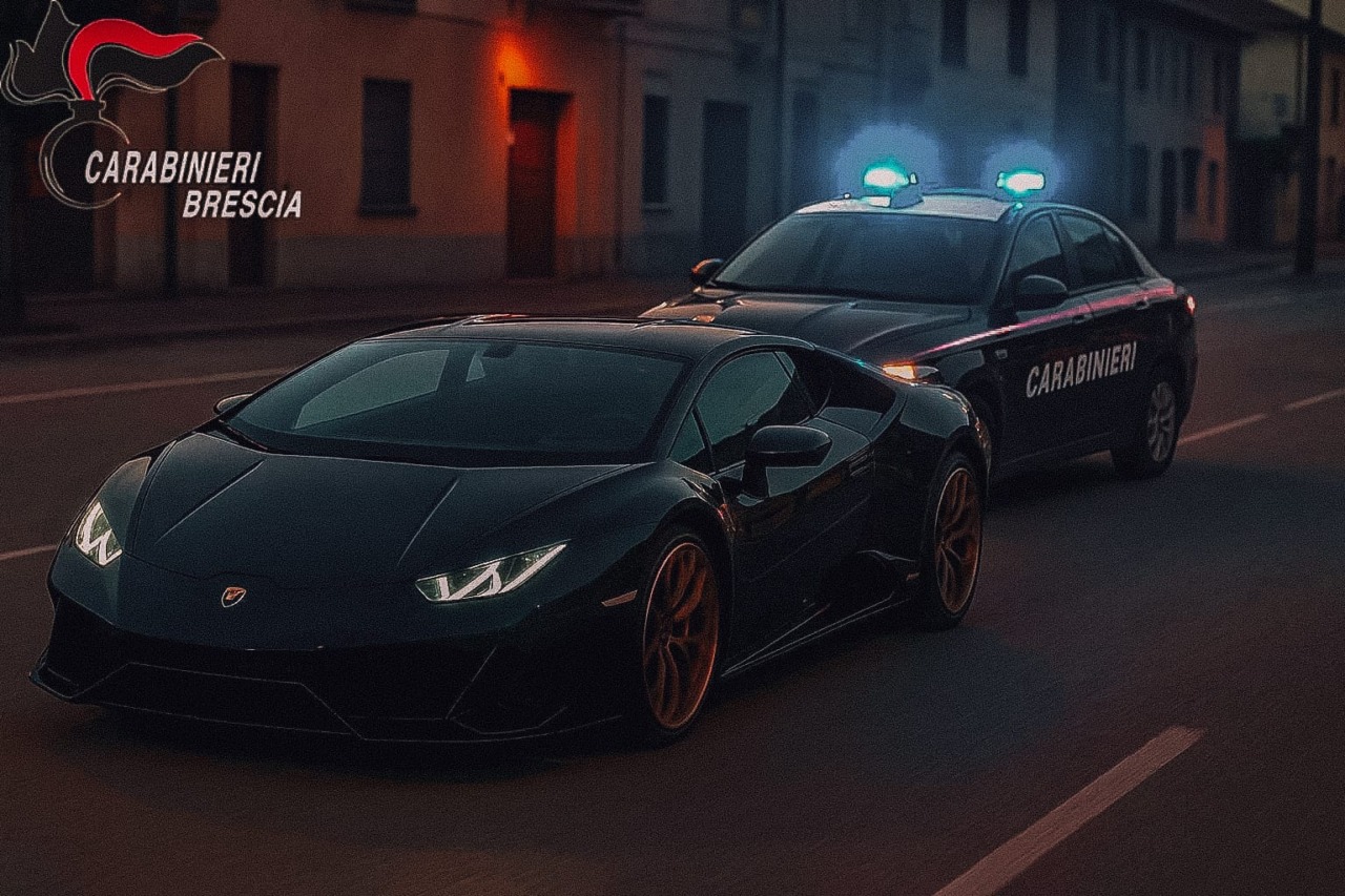 Ubriaco fugge all’alt su una Lamborghini: inseguimento da film fino a Bergamo