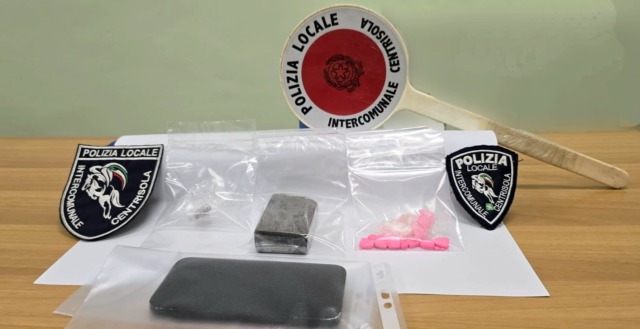 Operazione antidroga a Madone: la Polizia locale sequestra hashish ed ecstasy