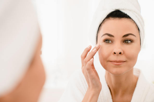 Creme viso idratanti e nutrienti, 5 brand a confronto