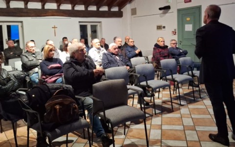 Elezioni 2027, Massimiliano Del Carro scende in campo e incontra i cittadini