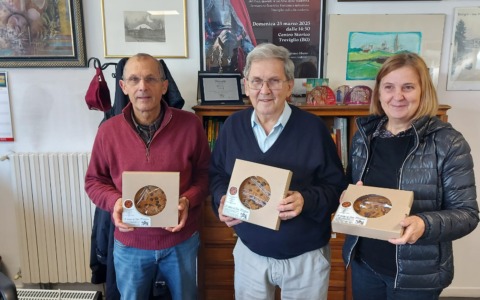 Il Natale della Pro loco: dal cioccolato alle cronici, otto artigiani spiegano la loro arte