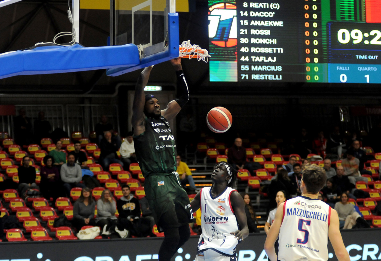 La Tav Treviglio Brianza si separa dal lungo Simon Obinna Anaekwe