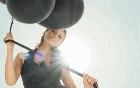 Black Weeks tra glamour e convenienza: Franciacorta Designer Village si illumina di Natale