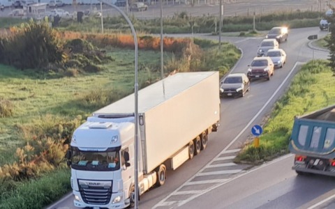 Ponte sull’Adda, la riapertura slitta ancora: traffico e disagi senza fine