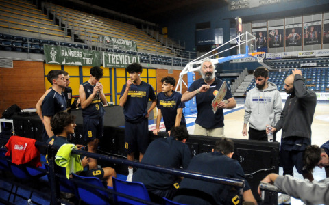 Scuola Basket Treviglio torna alla vittoria contro Calusco