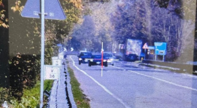 A folle velocità col bolide sul viale: multone e patente ritirata