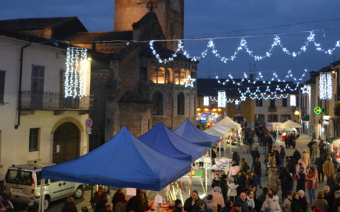 Aria di festa nel Cremasco: nel weekend (e non solo) tanti appuntamenti sotto l’Albero