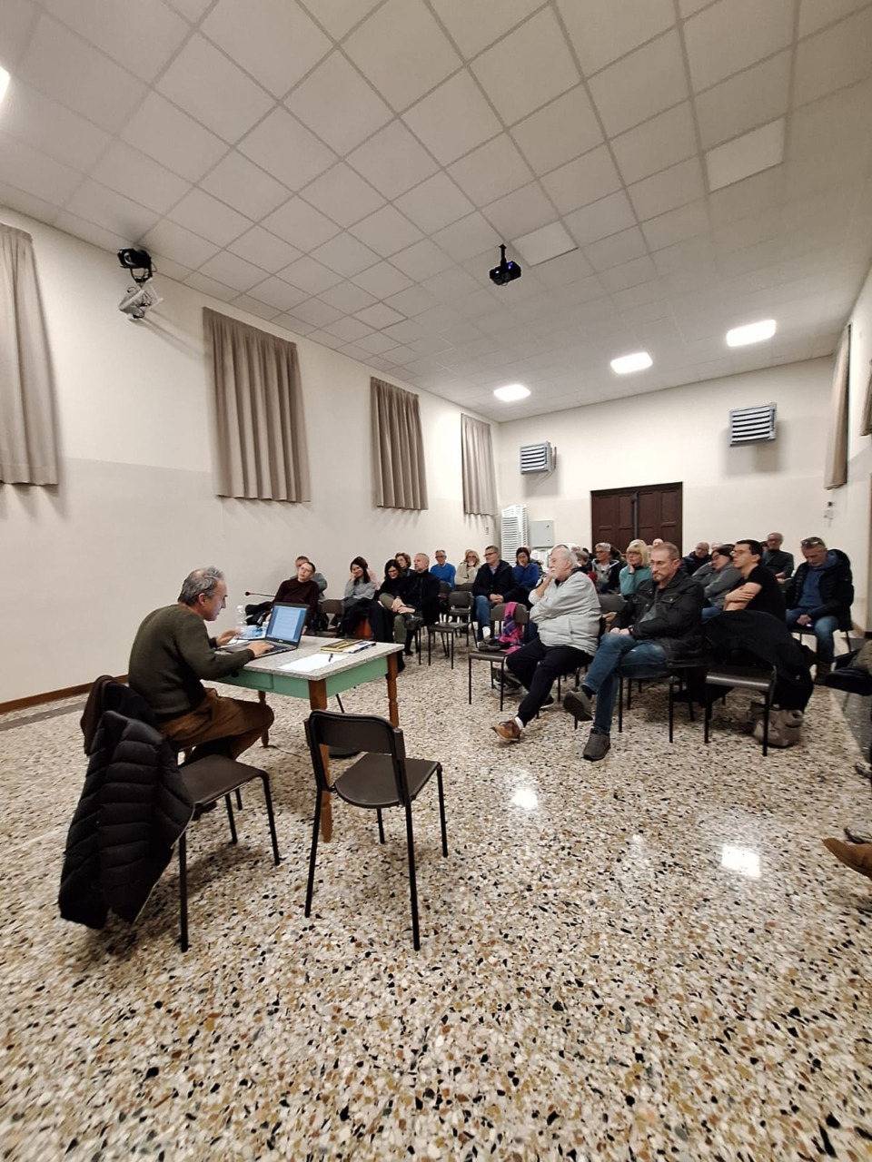 Presentato all’assemblea del comitato di frazione di Vidalengo il progetto delle tre rotonde lungo al Sp 132