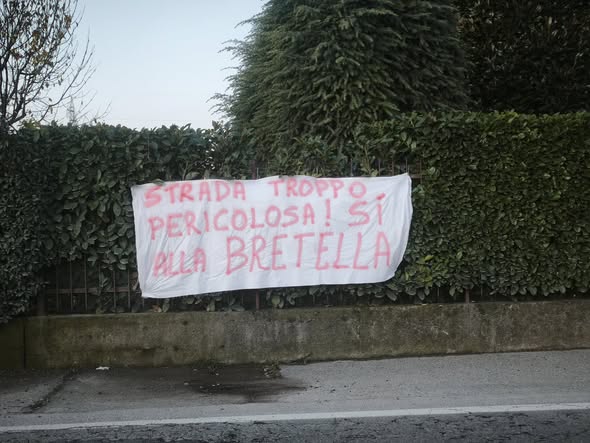 Tre rotonde lungo al Sp 132