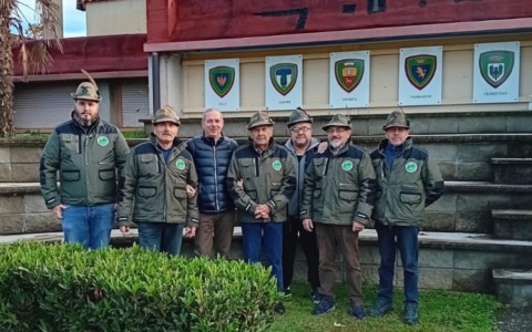 Il Natale porta un dono agli Alpini di Calcio: chiusa la vertenza sulla sede