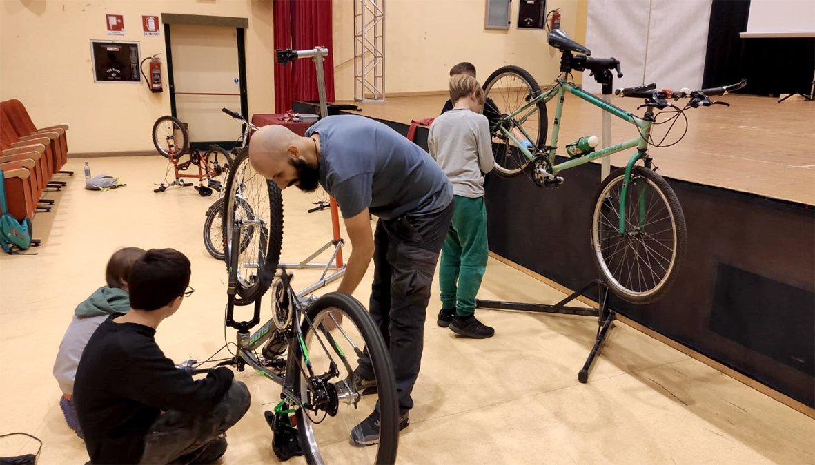 Partito il progetto didattico della Ciclofficina cooperativa