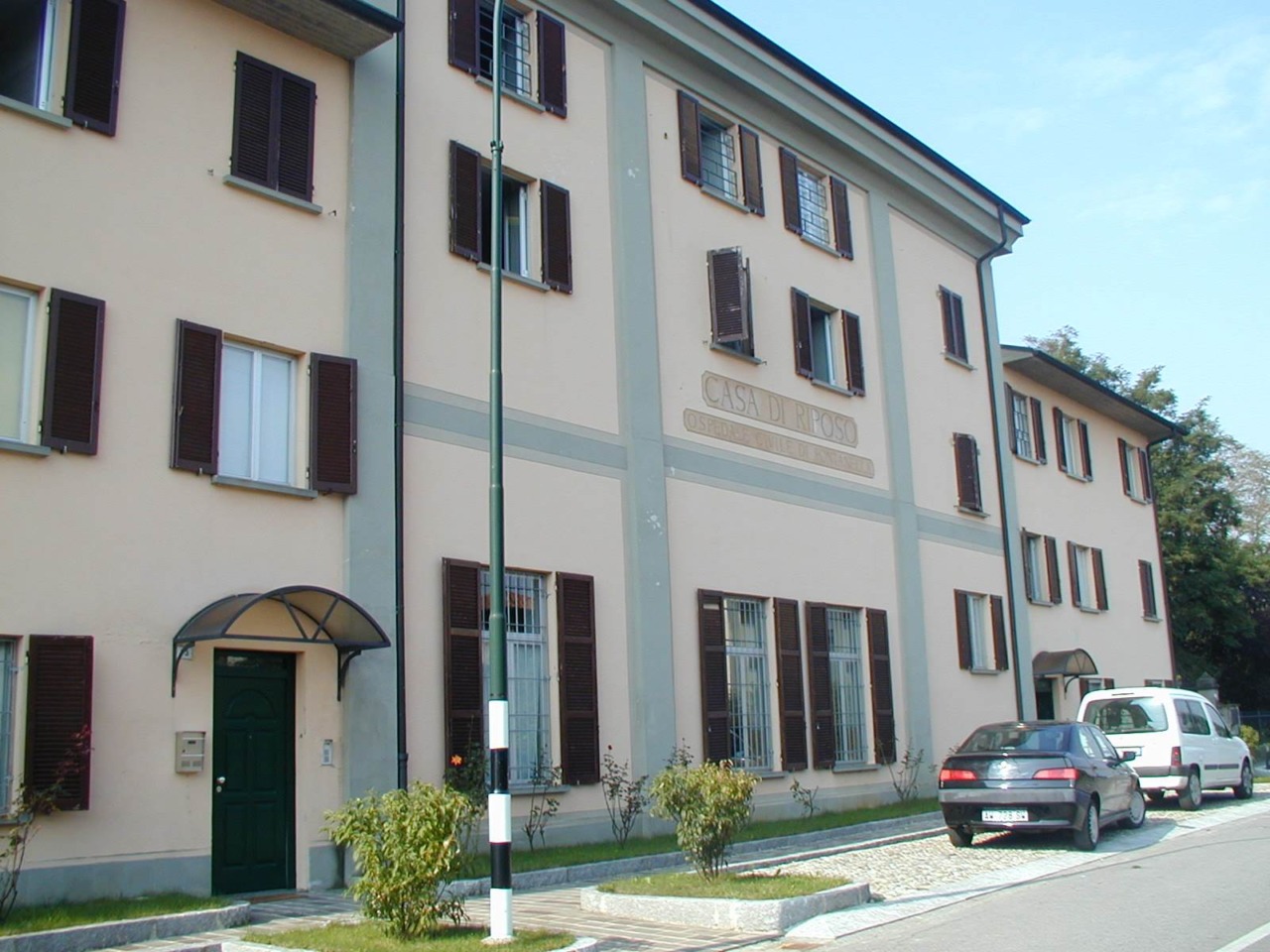 Aggressioni verbali e tensioni sindacali alla Rsa Domus Edera