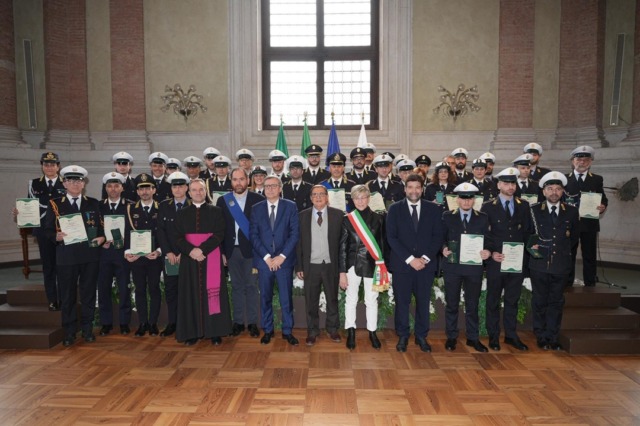 Coraggio e senso del dovere, Regione Lombardia premia 36 agenti della Polizia locale