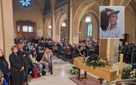 Basella si ferma per dire addio al fiero bersagliere Drago