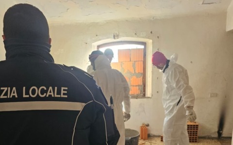 Messa in sicurezza e chiusura della casa cantoniera di Via F.lli Cairoli: ripristinate legalità e decoro