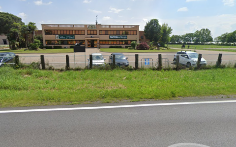 Investito in bici lungo la Provinciale, grave dipendente del maneggio “Equisport”