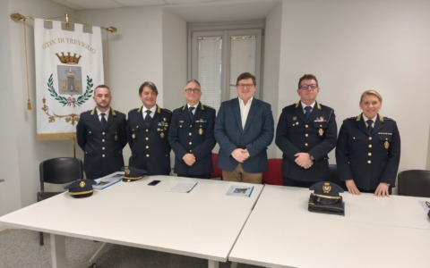 Polizia locale di Treviglio: crollano le multe per divieto di sosta, ma c’è più attenzione alle infrazioni più gravi