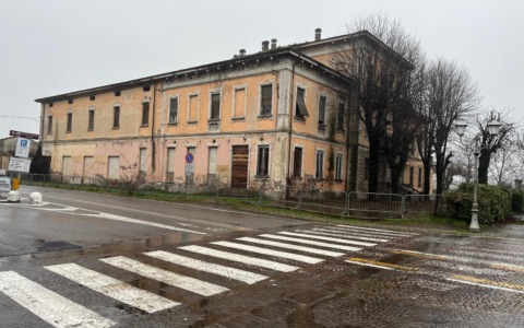 Una nuova vita per l’ex hotel “Tre re”?