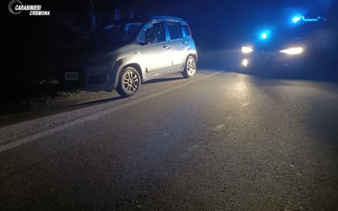 Viaggiava su un’auto rubata, 44enne denunciato per ricettazione