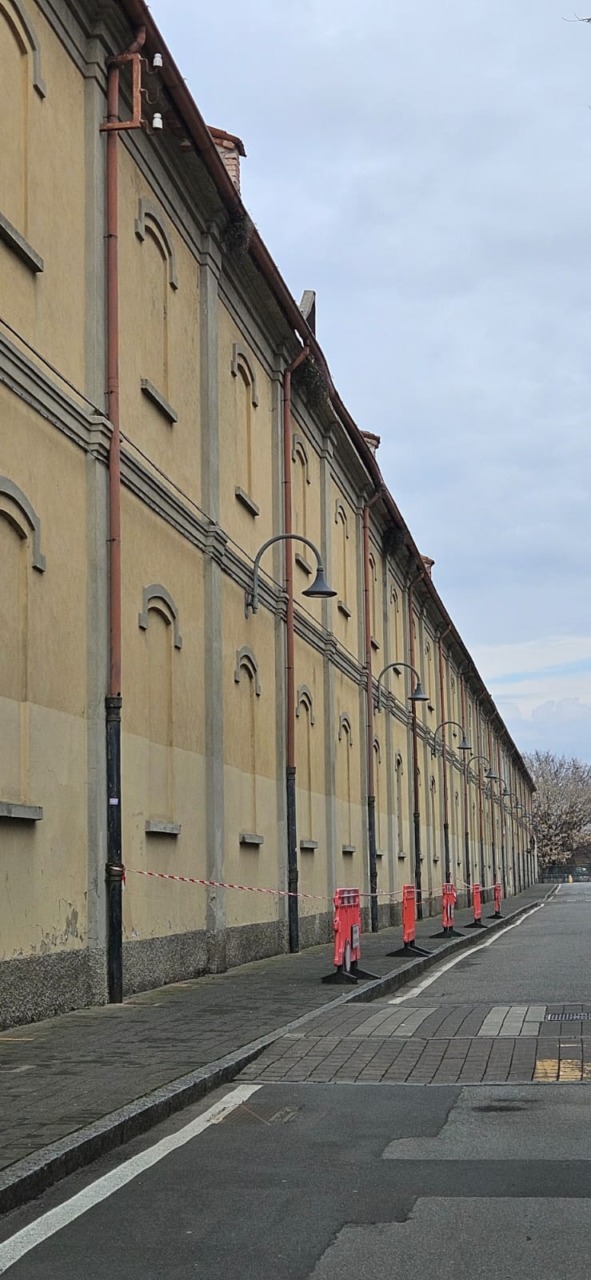 L’ex linificio al Mipim di Cannes, mentre crolla il tetto dell’immobile abbandonato