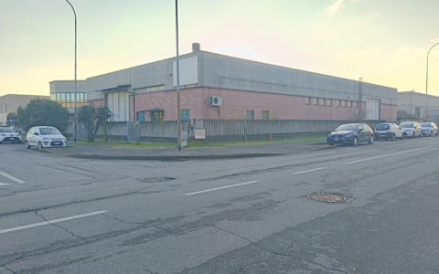 Mozione dei gruppi di maggioranza a Treviglio: “Il capannone non diventi una moschea”