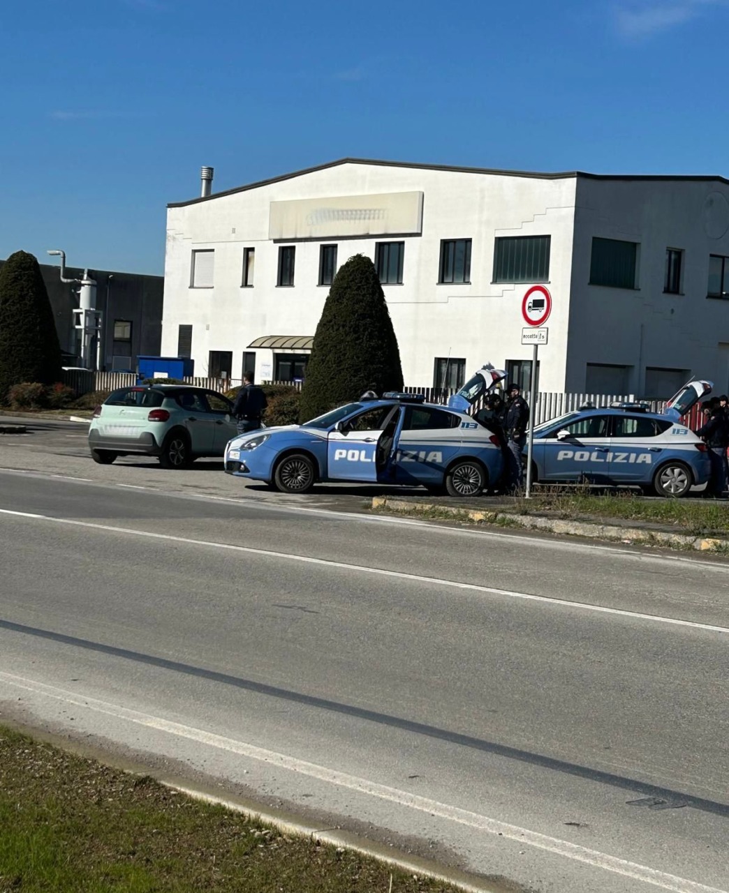 Controlli straordinari sul territorio, fermata una giovane con ketamina e hashish