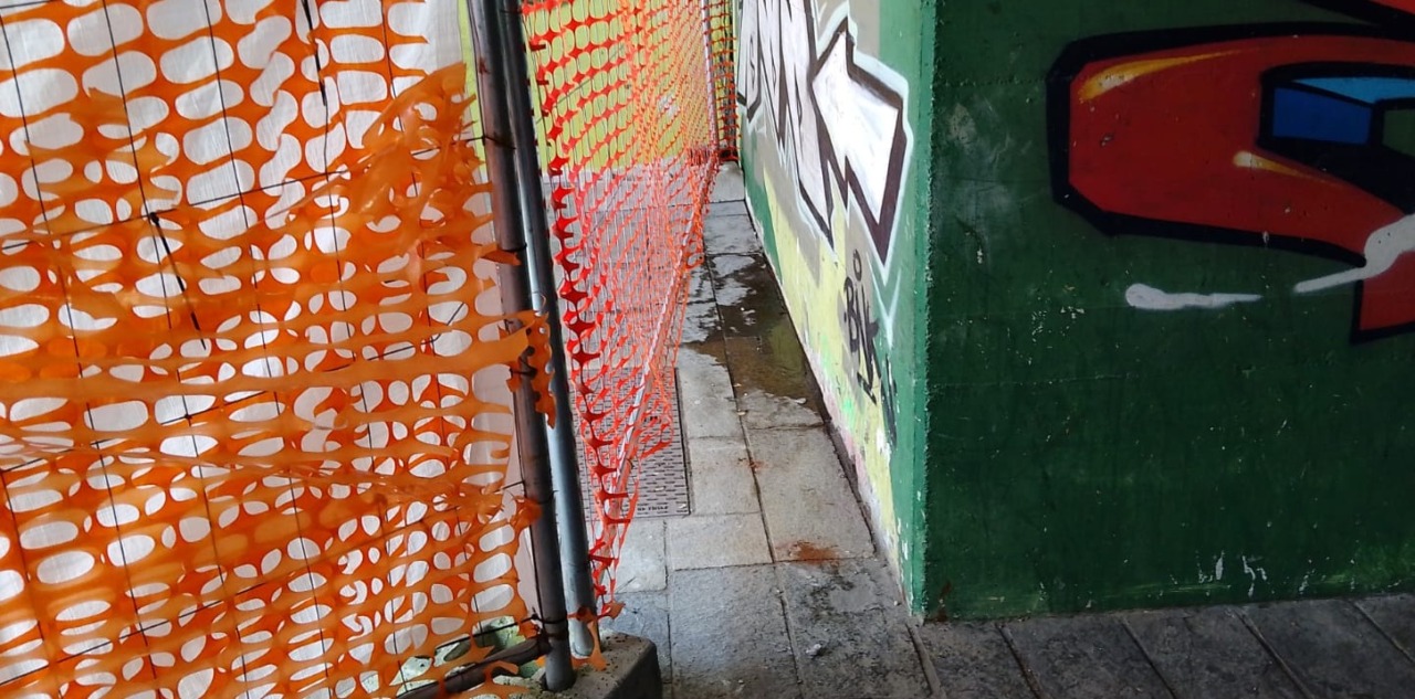 Stazione ostaggio dell’inciviltà: sottopassi e parcheggi tra degrado e rischi per la sicurezza