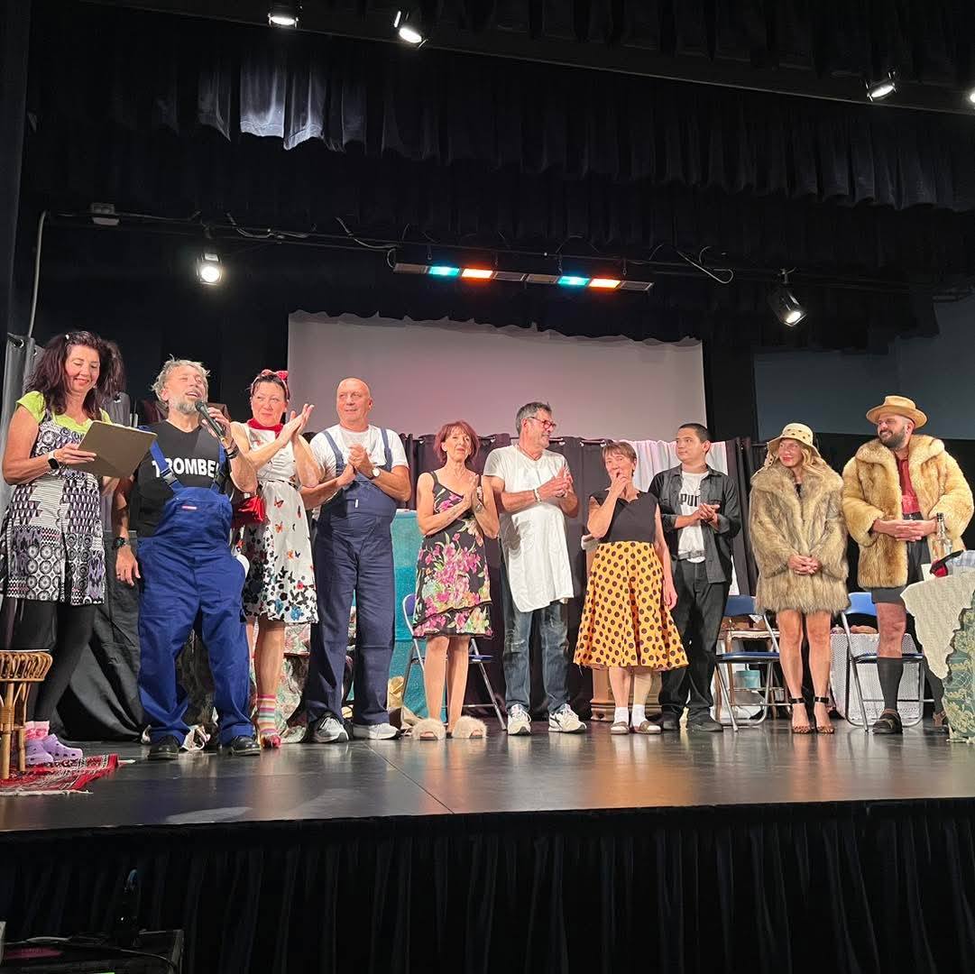 “Le Piccole Volpi” tornano sul palco con lo spettacolo originale “Pota yes… si va in America”