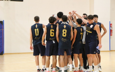 Scuola Basket Treviglio festeggia la salvezza in largo anticipo