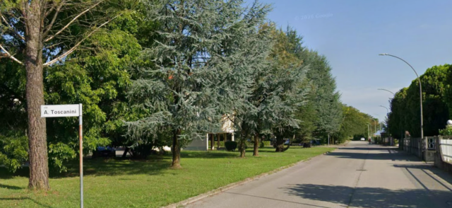 Usavano il vecchio market per riunioni religiose, scatta il divieto