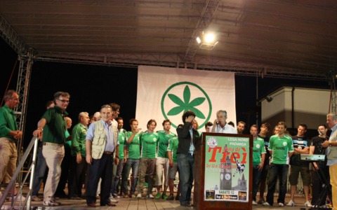 Per la Lega è finita un’era: “Abbiamo perso il nostro Capo e un uomo del popolo”